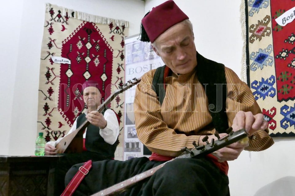 Lična karta BiH: Sevdalinka uskoro na UNESCO-voj listi kulturnih dobara 2494356 1300