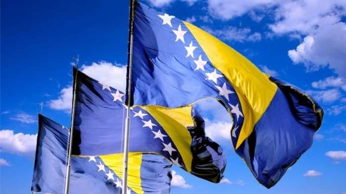 BOSNA I HERCEGOVINA 26 GODINA POSLIJE REFERENDUMA ZA NEZAVISNOST zastave