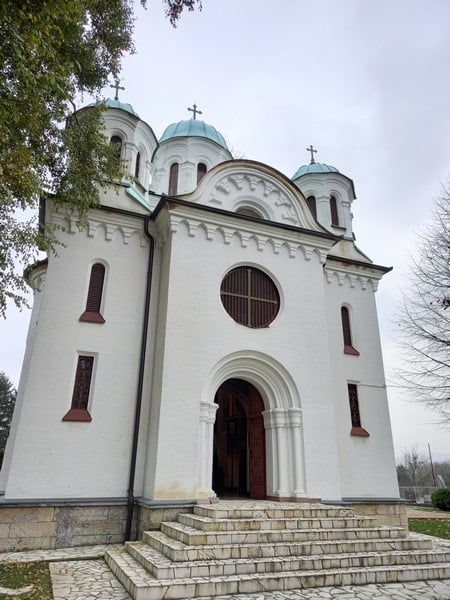 Terenski obilazak Pravoslavne crkve Sv. Velikomučenika Georgija na Trnovcu u Tuzli