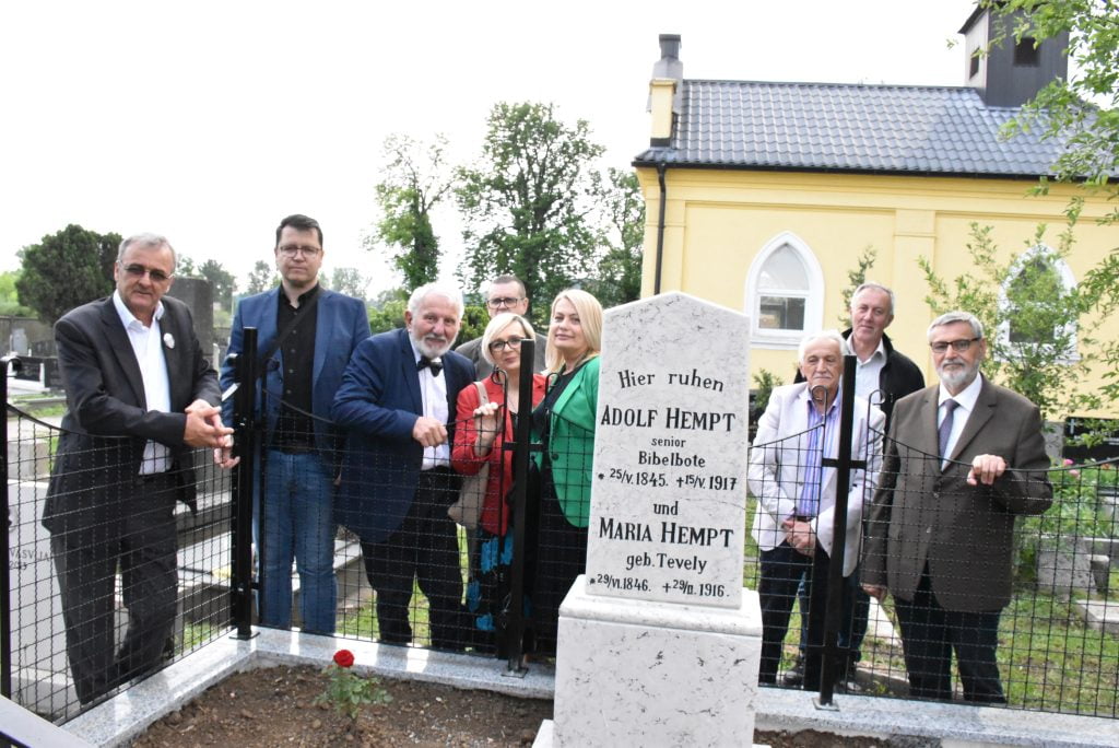 Održan Okrugli sto “Dr. Adolf Hempt – Naučnik i vizionar. Baština koja povezuje Novi Sad i Lukavac”