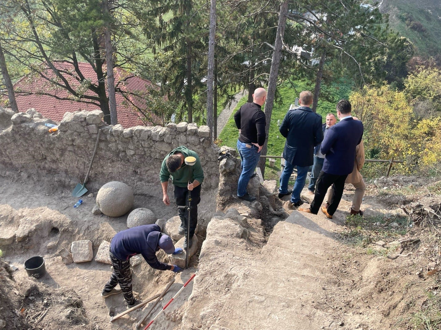 Ministri u Vladi TK posjetili Stari grad Teočak